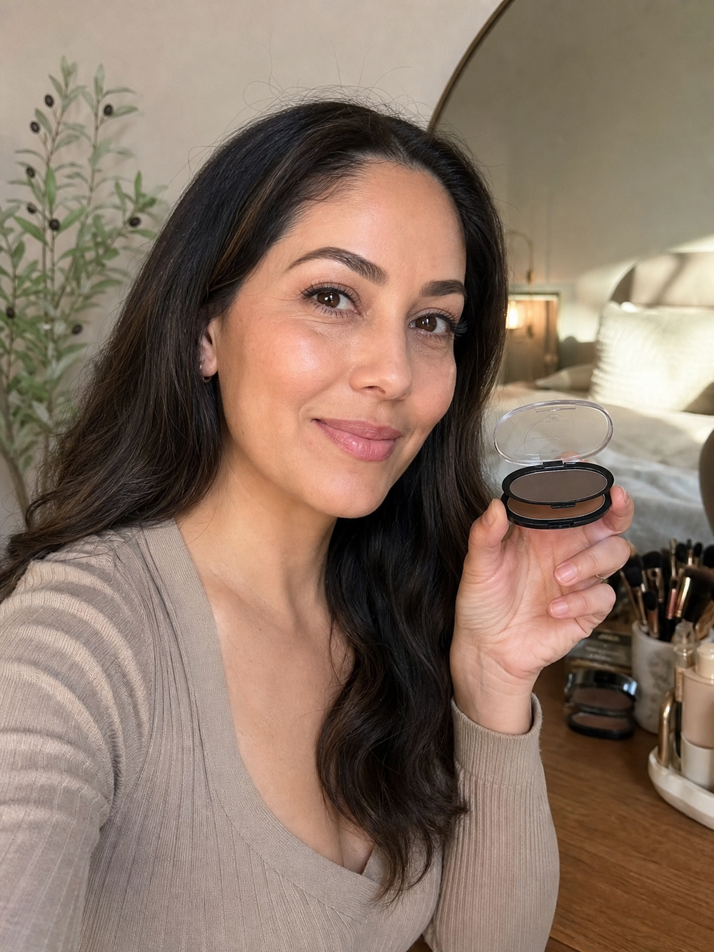 Australian Beauty community member using the Natural Brows Stamp Kit