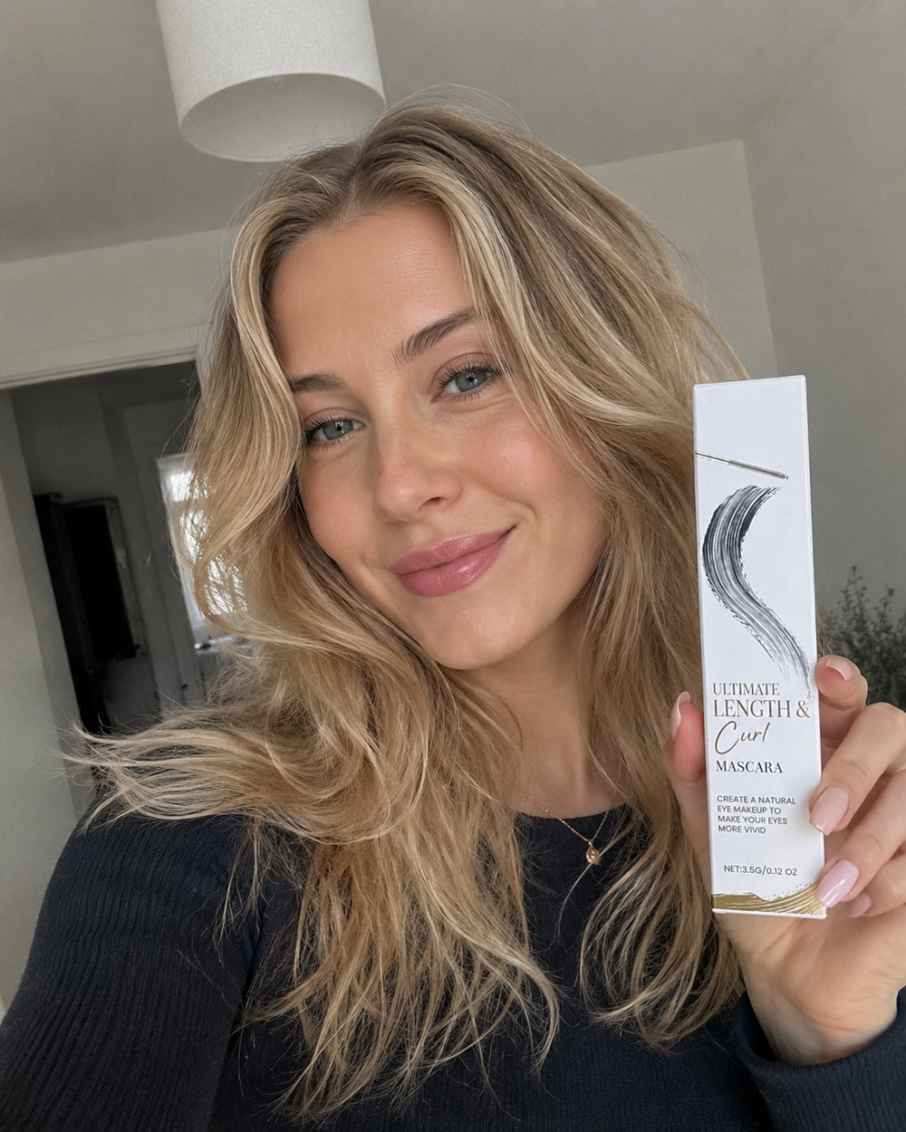 Australian Beauty community member using the Waterproof Curl & Length Mascara