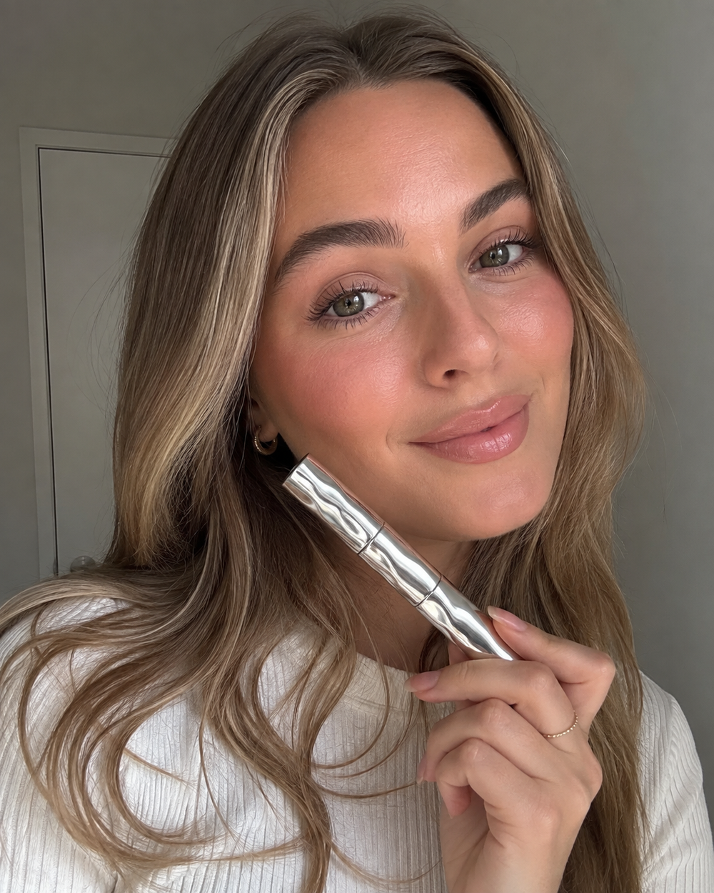 Australian Beauty community member using the Waterproof Curl & Length Mascara